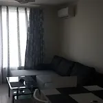 شقة Antorini *