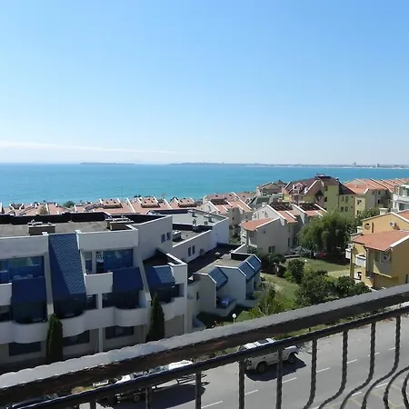 Antorini Apartment *