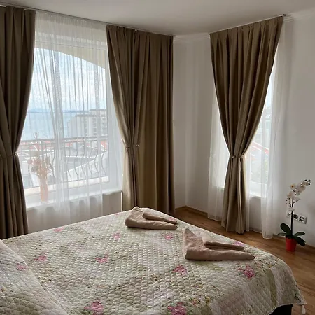 Apartment Antorini *