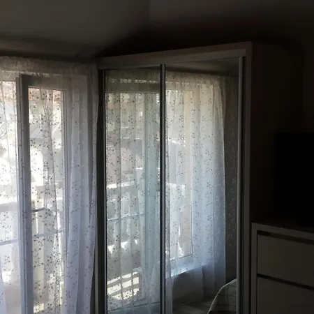 Apartment Antorini Sveti Vlas
